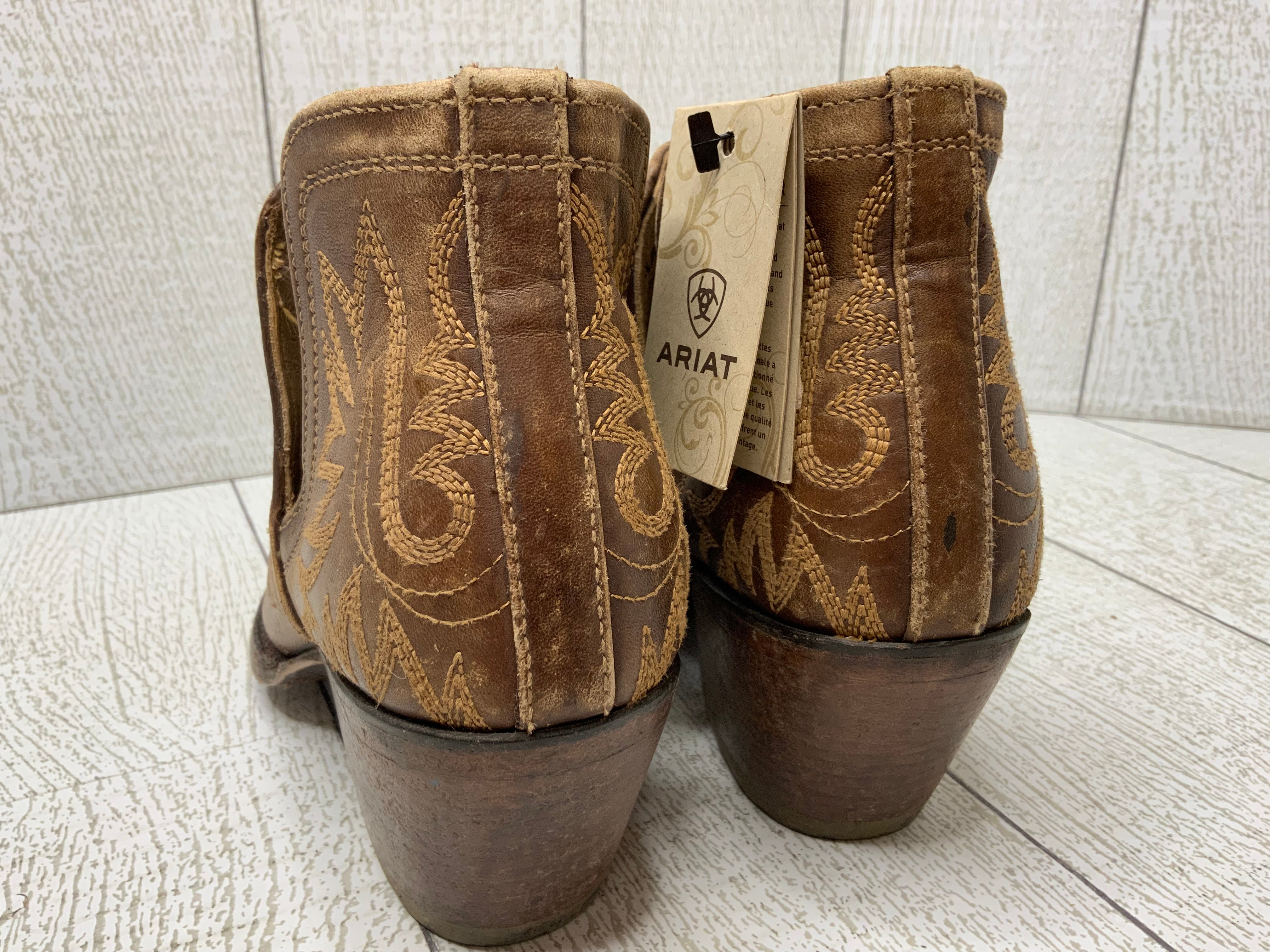 ARIAT Women's Dixon Western Boot **Size 6.5** (7997557440750)